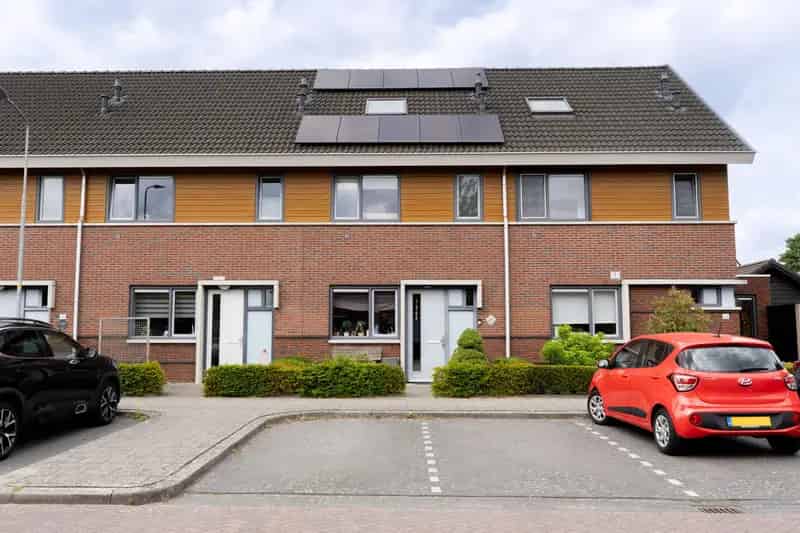 Riante Tussenwoning Vaassen 4 Slaapkamers 15 Zonnepanelen Energielabel A