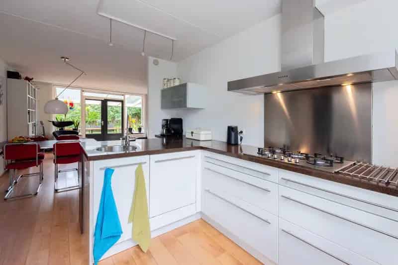 Ruime Hoekwoning Wageningen 4 slaapkamers Garage Zonnepanelen