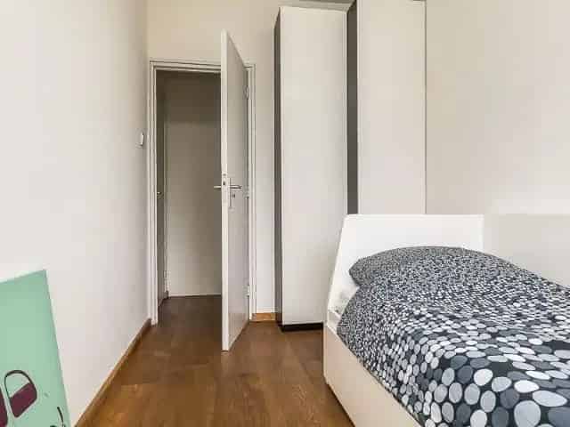 Modern 4 Kamer Appartement Buitenveldert Nabij Openbaar Vervoer