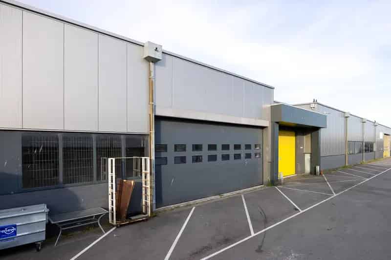 Bedrijfshal te huur Lisse 2200m²