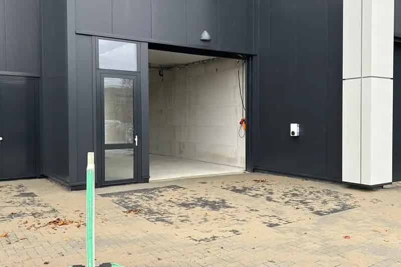 Bedrijfshal Zuidland | Zoek bedrijfshallen te huur: Harregatplein 16 3214 VP Zuidland 