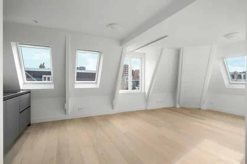 Appartement Amsterdam West 45m2 Dakterras Turnkey
