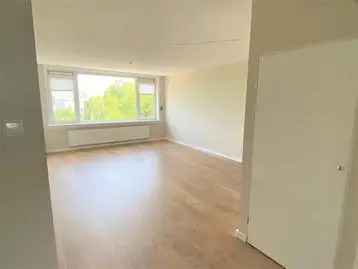 Appartement 80m2 2 slaapkamers 1 badkamer 1971
