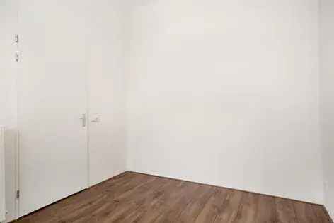 3 Kamer Appartement 81m² Almere Poort Nabij NS Station