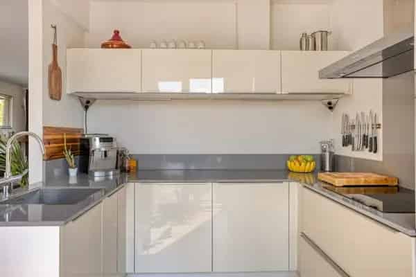 Hoekwoning Vlaardingen Ambacht 5 kamers garage tuin balkon dakterras