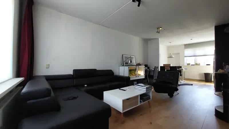 Tussenwoning Sint Jansklooster tijdelijk te huur 12 maanden