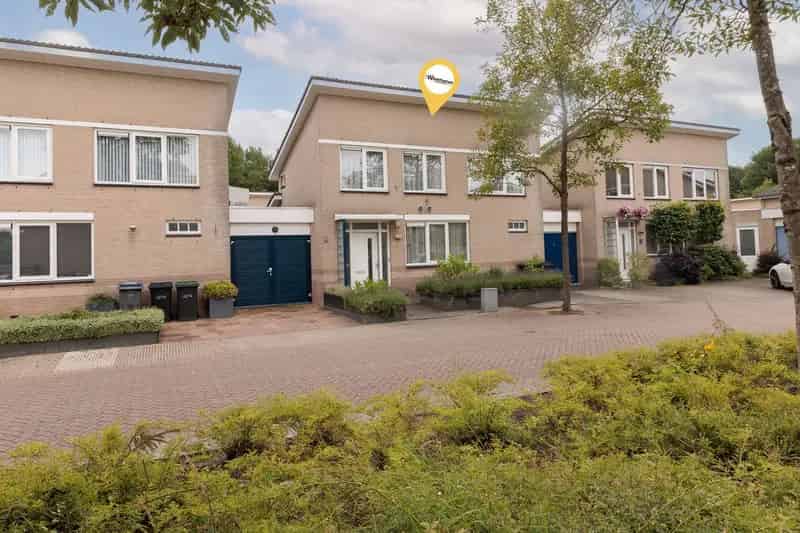 Huis te koop Almere Muziekwijk: Ruime Patiowoning met Garage