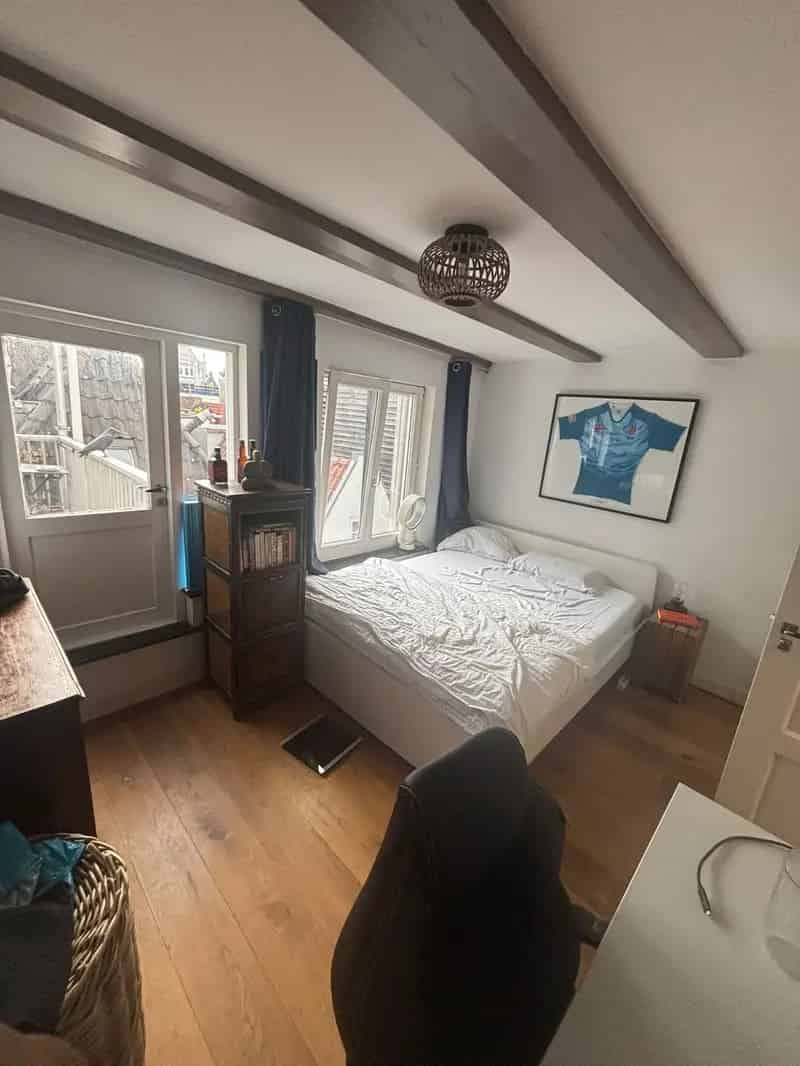 Onderhuurder gezocht Amsterdam Centrum
