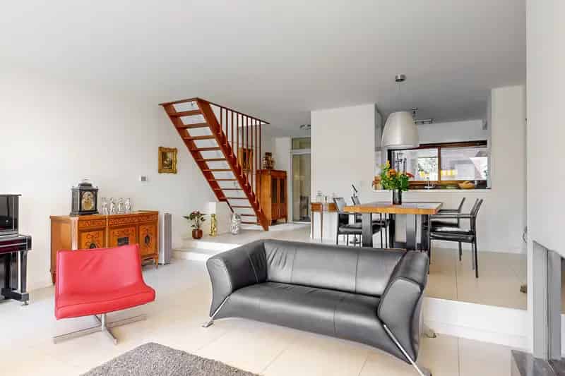 Tussenwoning Waardeiland 3 slaapkamers Garage Carport