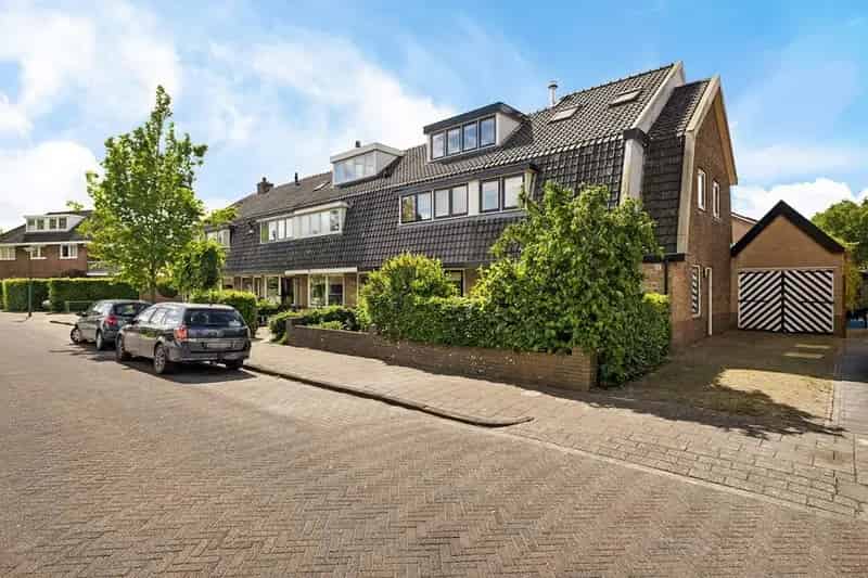 Karaktervolle Jaren 30 Hoekwoning Kortenhoef