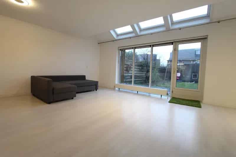 Familiewoning 123m2 4 slaapkamers tuin 1994