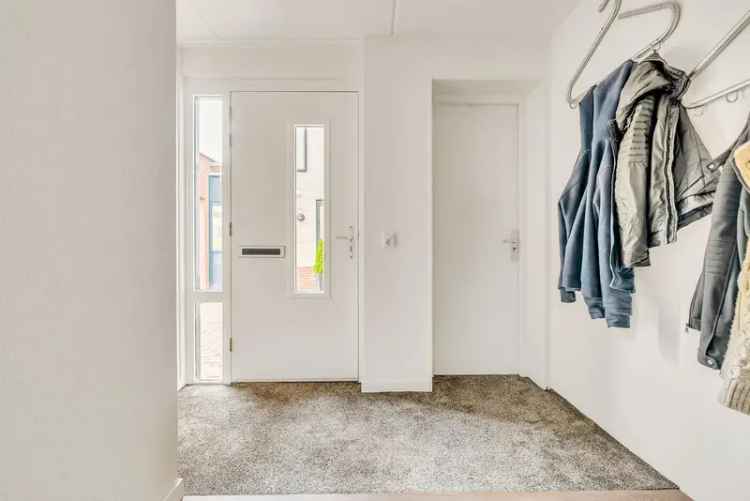Royale Tweekapper Lelystad 156m²  Serre Tuin 3 slaapkamers Airco