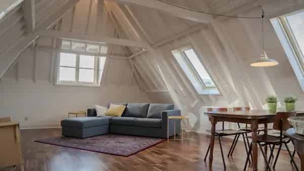 Leiden Binnenstad Appartement 75m2 3e Etage Monumentaal Pand
