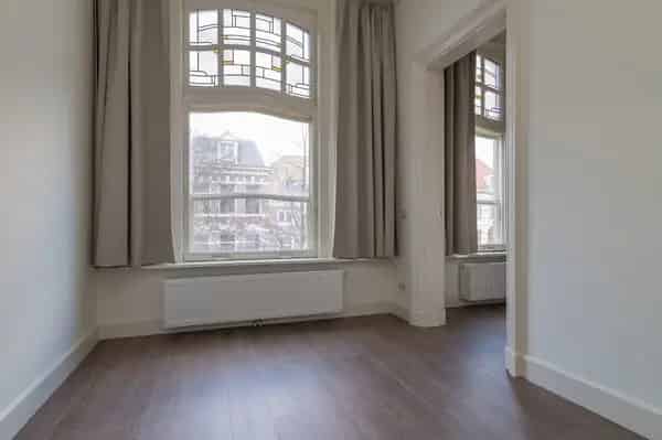 Te Huur: Gerenoveerd 4 Kamer Appartement Den Haag Centrum