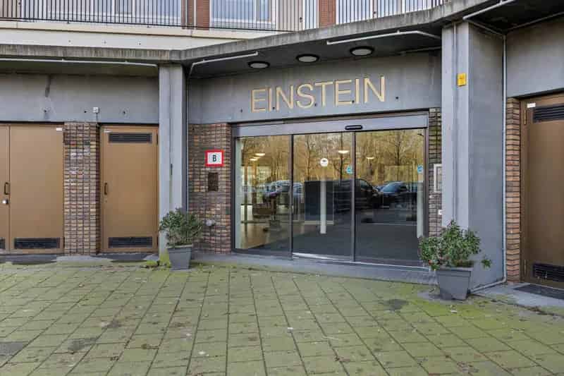 Appartement te koop Ommoord 2 slaapkamers balkon