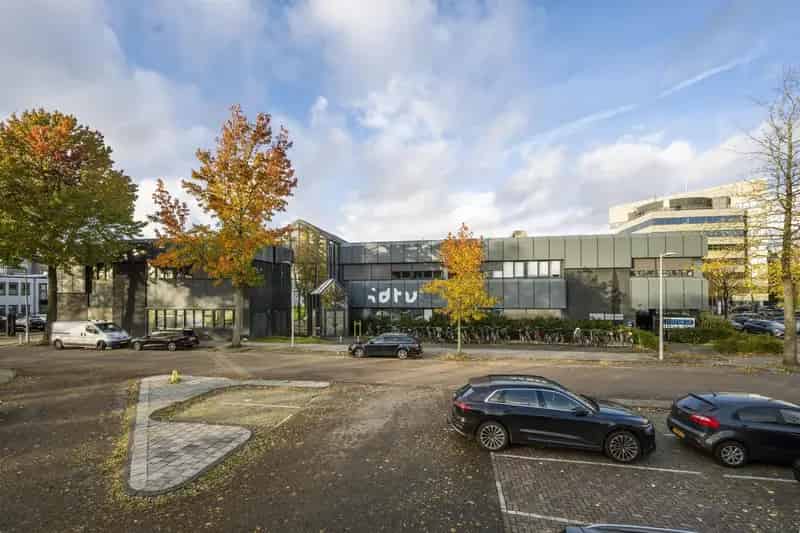 Kantoorruimte Amsterdam West te huur 1620m²