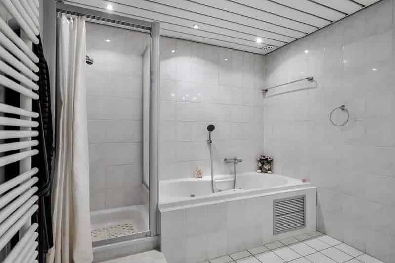 Royale Benedenwoning met Tuin en Garage in Prinsenland
