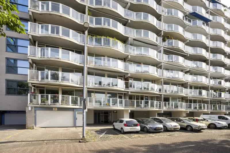 3 Kamer Appartement Rotterdam Zuid Balkon Uitzicht Renovatie