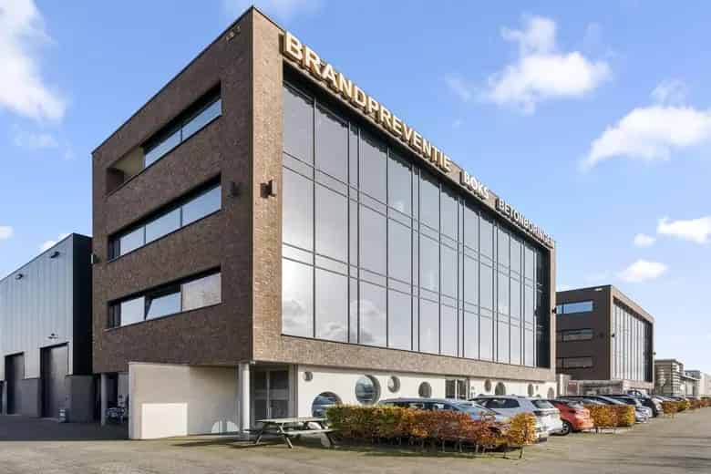 125 m2 Kantoorruimte te Huur Duiven A12