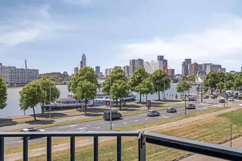 Kralingen Starterappartement Maas Uitzicht