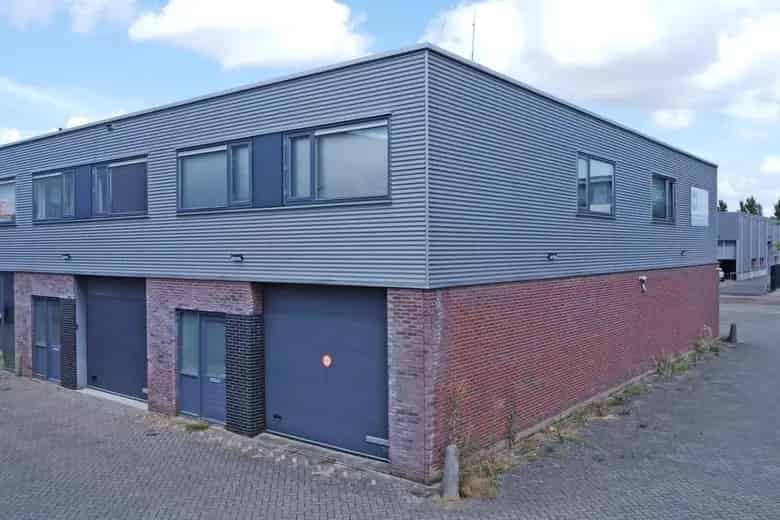 140m2 Bedrijfsruimte te Koop Dordrecht Kantoorruimte Parkeerplaatsen