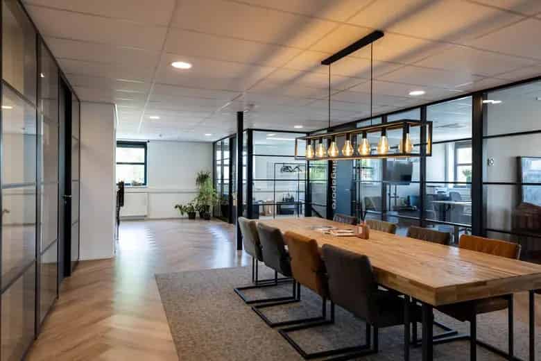 23-53m2 Kantoorruimte te Huur Spijkenisse