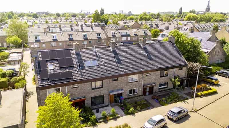 Huis te koop Nootdorp 5 slaapkamers grote tuin garage