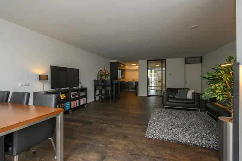 Huis te koop Naaldwijk 5 slaapkamers Aanlegsteiger Dakterras
