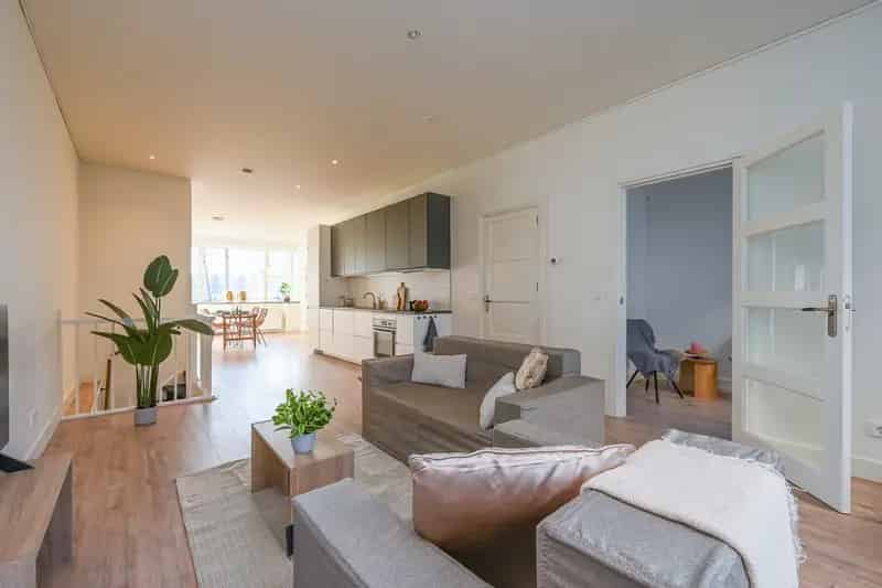 Appartement te koop Rotterdam Delfshaven 5-kamerwoning 126m2 tuin