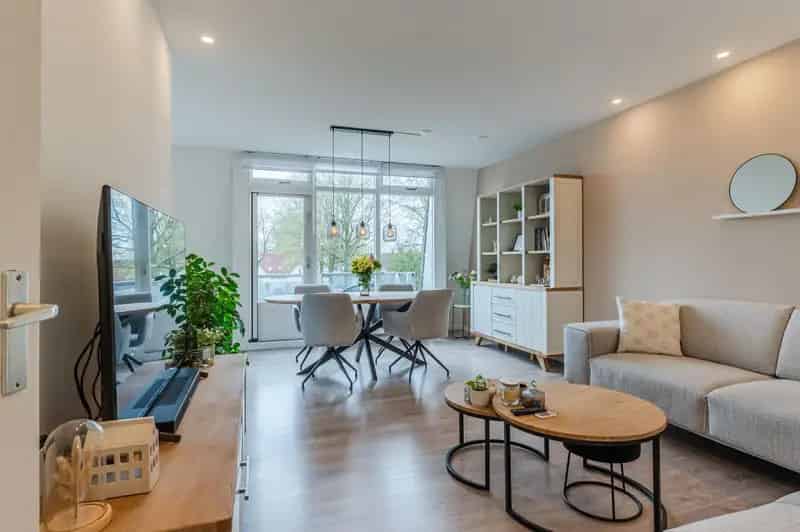 Gemoderniseerd Startersappartement 2 Slaapkamers Balkon Draaiboom