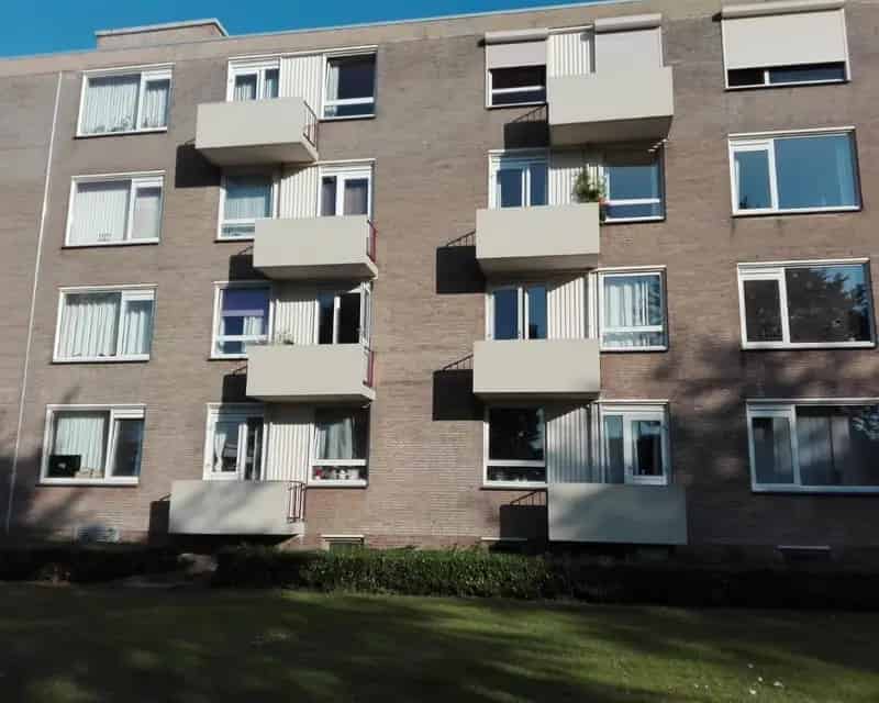 Ruime Kamer te Huur - Rustige Omgeving - Fietsenkelder - Gratis Parkeren