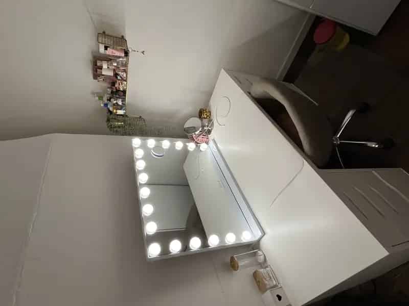 Tijdelijke Kamer naast Tilburg Universiteit