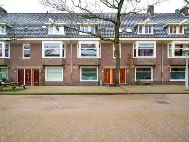 Ruime Bovenwoning Amsterdam Van Marumstraat 99m2