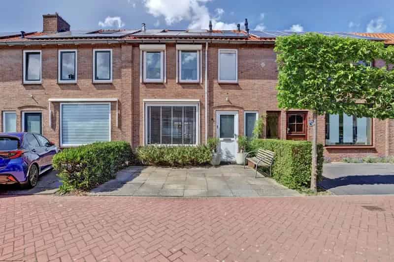 Tussenwoning Rhoon 73m2 tuin 9 zonnepanelen energielabel C