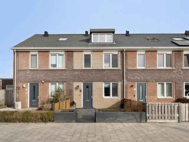 Woning te koop: Vermaetweg 80 3195BR Pernis Rotterdam Vastgoed Nederland