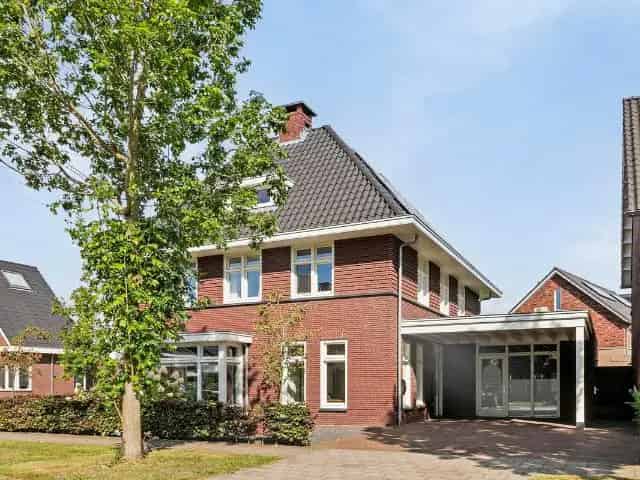 Vrijstaande woning Erp 271m2 Jaren 30 Stijl