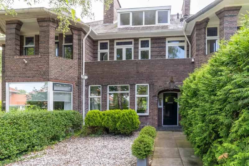 Herenhuis Wassenaar 6 slaapkamers nabij De Lus