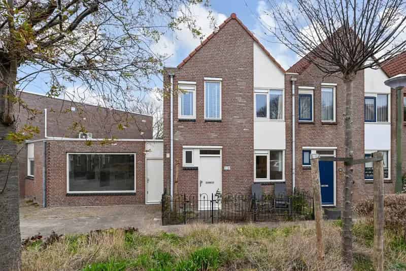 4 Slaapkamers Eengezinswoning Multifunctionele Ruimte Tuin Den Haag