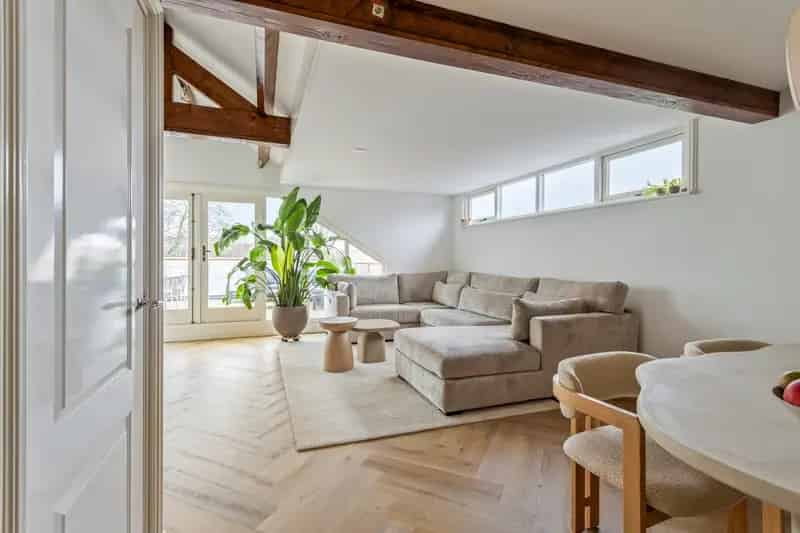 Gerenoveerde Bovenwoning Beverwijk 3 Slaapkamers Ruim Terras Energielabel A