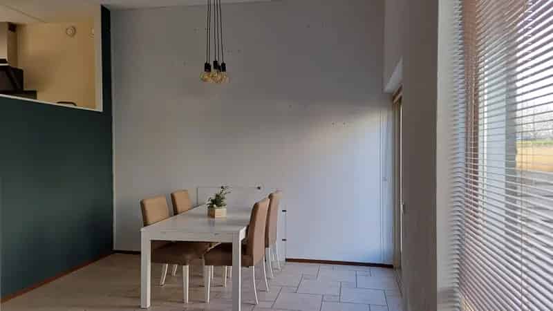Ruime Familiewoning Aan Het Water Almere