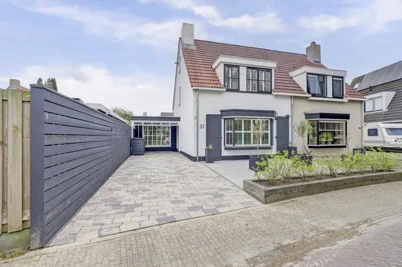 5 Slaapkamers Luxe 2 Onder 1 Kapwoning Kloetinge