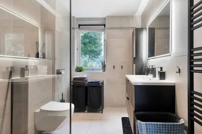Ruime Tussenwoning 5 Slaapkamers Almere