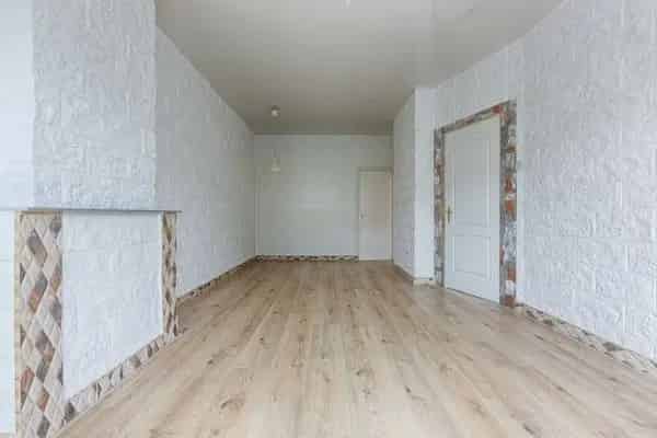 Ruim 4-kamer appartement met 2 balkons nabij openbaar vervoer