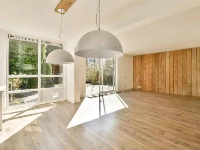 Ruime gezinswoning Almere Muziekwijk 4 slaapkamers tuin garage