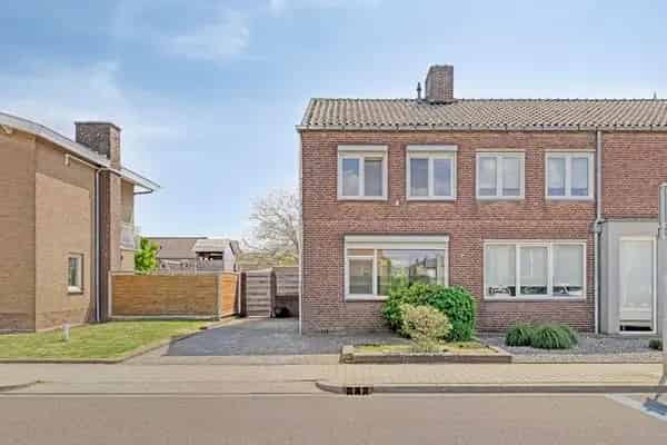 Huis Te Koop , 5, Kapittelherenstraat, Eijsden, Limburg