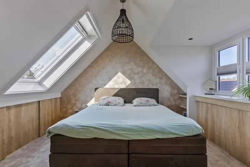 Huis te koop Zeewolde 4 slaapkamers moderne badkamer tuin