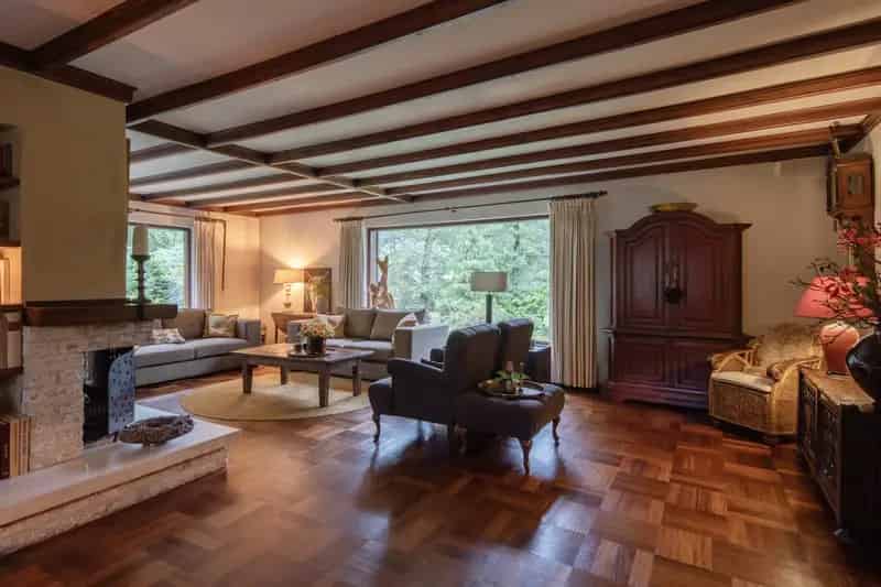 Luxe Bosvilla Putten 5 slaapkamers 3 badkamers Grote Tuin