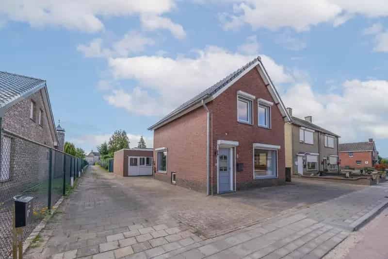 Huis te koop: Margrietstraat 19 4711 HK St. Willebrord | Funda