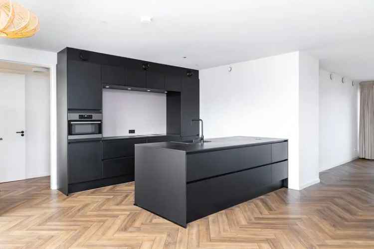 Luxueus Penthouse te koop in Eerbeek 162m2 2 Dakterrassen A+++