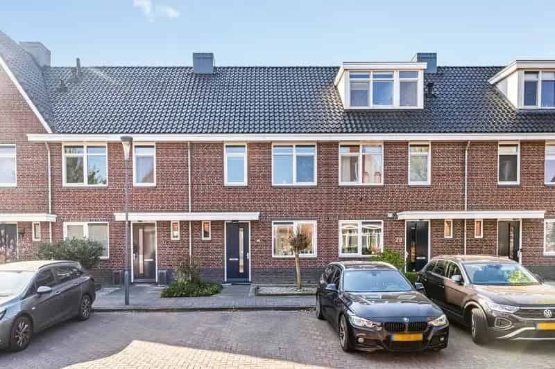 Huis te koop Den Dungen 4 slaapkamers tuin energielabel A